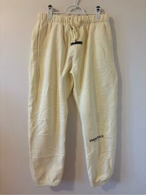 Fear Of God Essentials Sweatpants Mens XL Cream Joggers